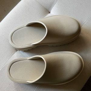 Chunky platform slide size 7